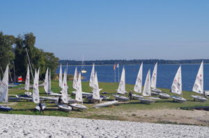 Gekreuzte Alustangen bei den Greifswalder Segeltagen