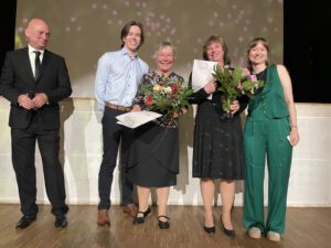 Silberne Ehrennadel des SVMV für Christiane und Anke